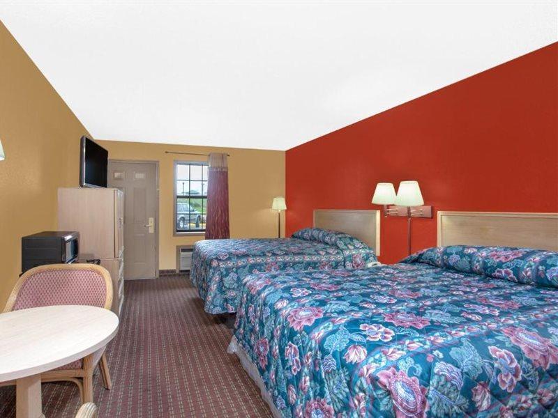 Knights Inn Wildersville Dış mekan fotoğraf
