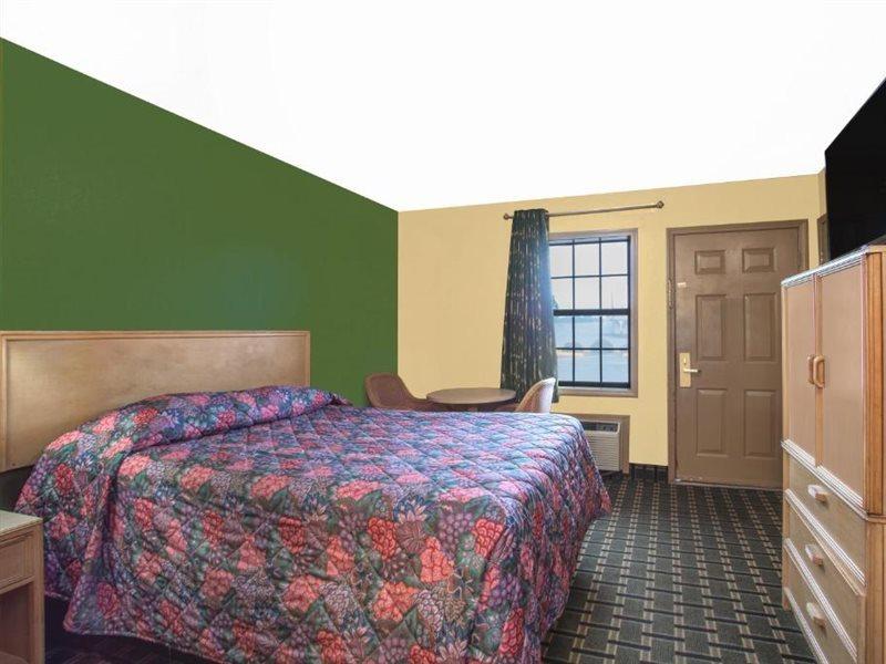 Knights Inn Wildersville Dış mekan fotoğraf