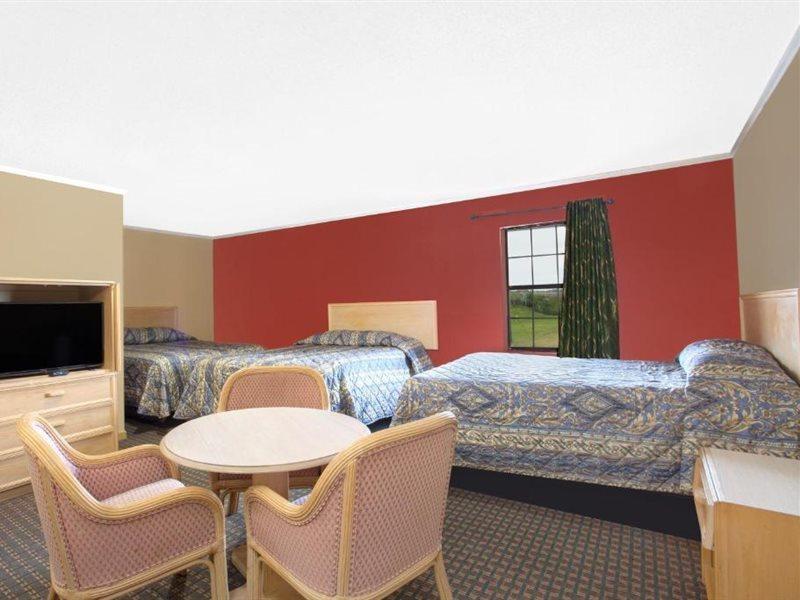Knights Inn Wildersville Dış mekan fotoğraf