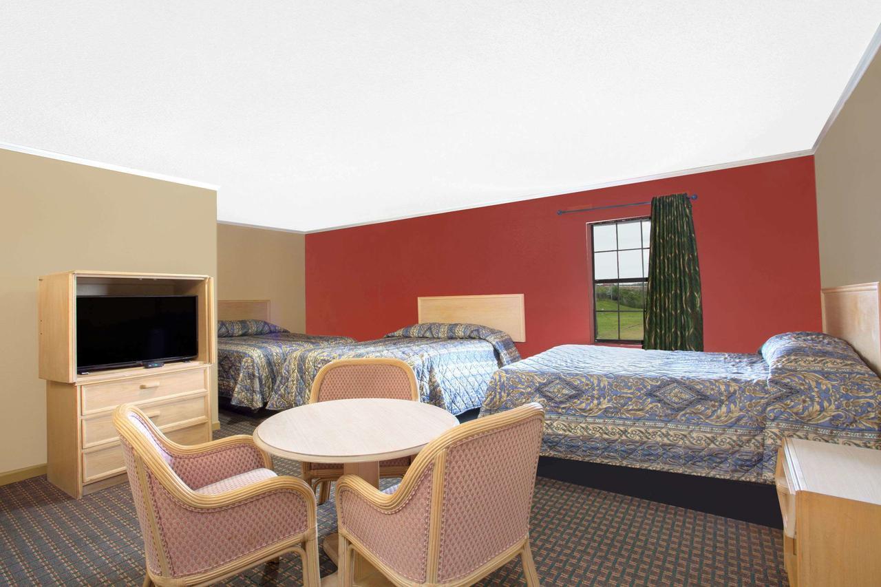 Knights Inn Wildersville Dış mekan fotoğraf