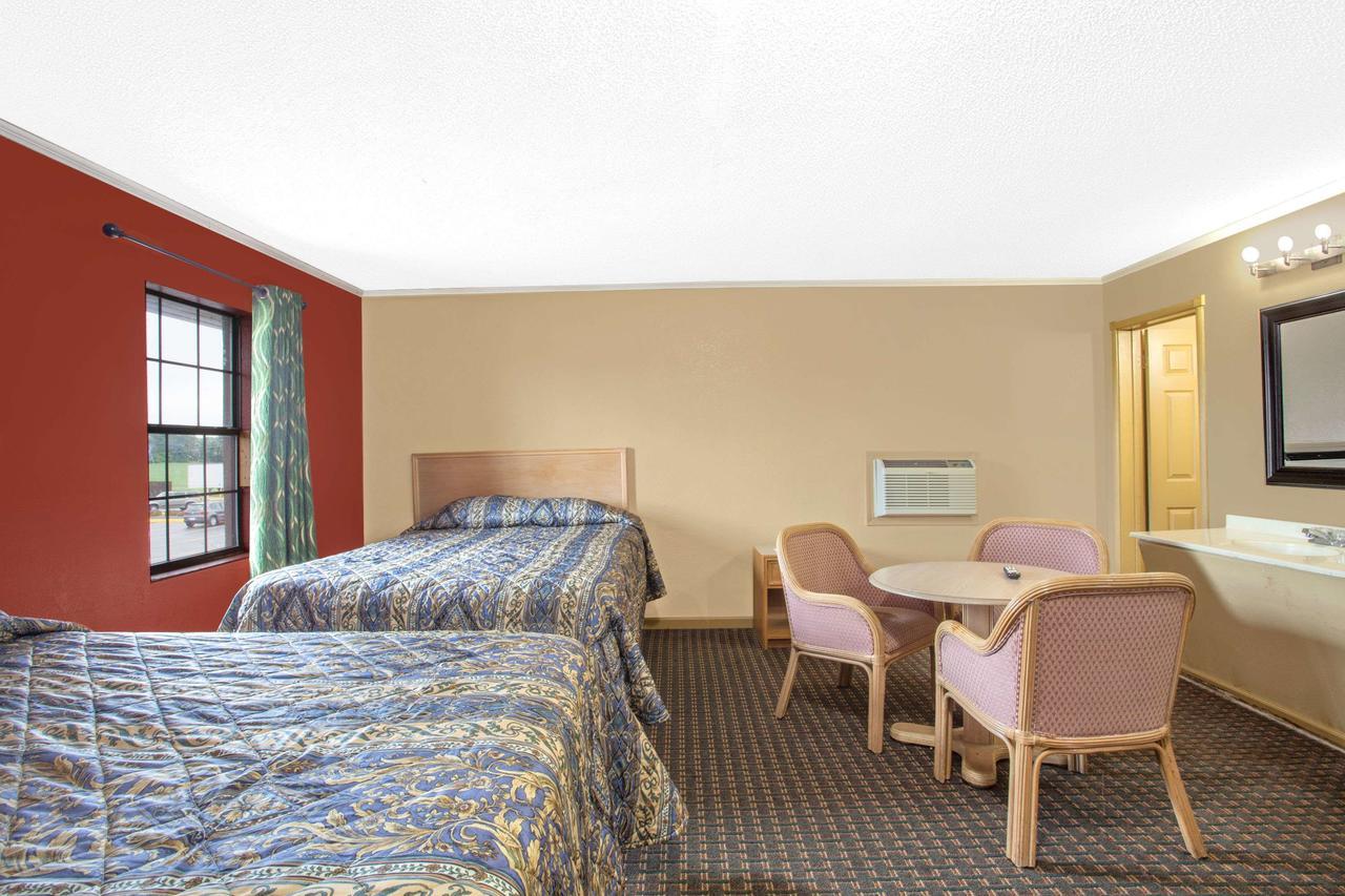 Knights Inn Wildersville Dış mekan fotoğraf